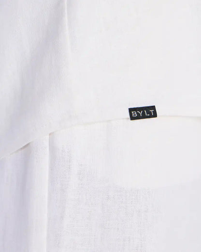 Women's Back to Basics Linen Button Down