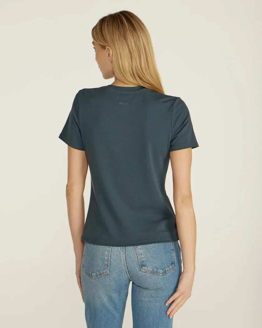Drift Straight Hem Tee