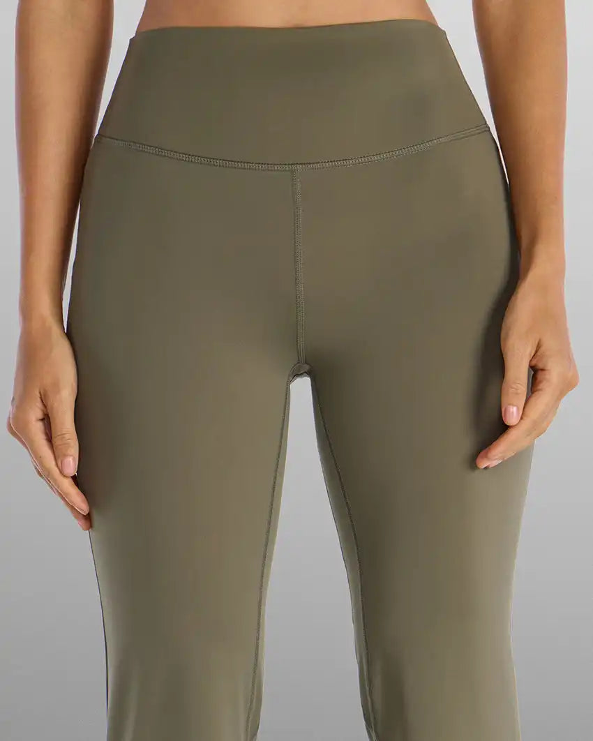 Metta High Waist Flare Legging