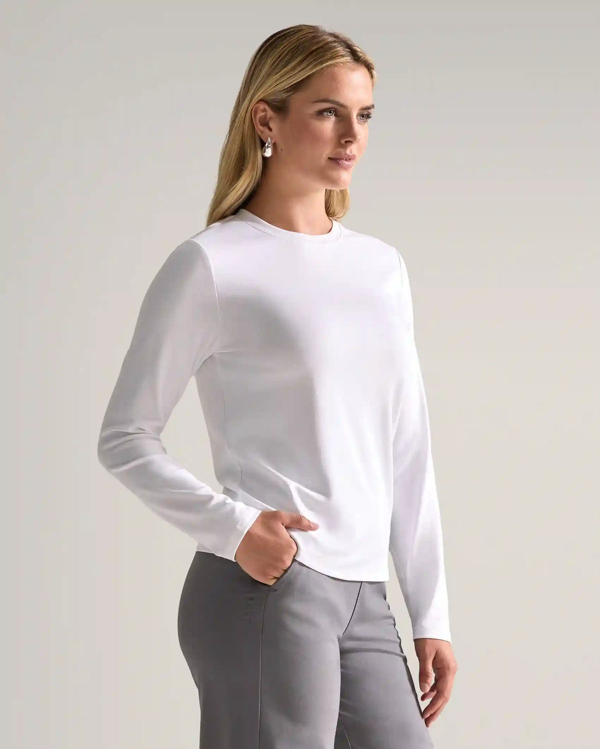 Women's Everyday Classic Fit Long Sleeve