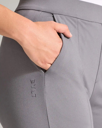 Women's Everyday Slim Ankle Pant