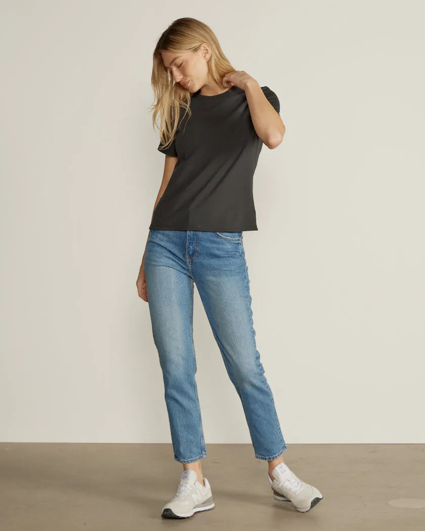 Drift Straight Hem Tee