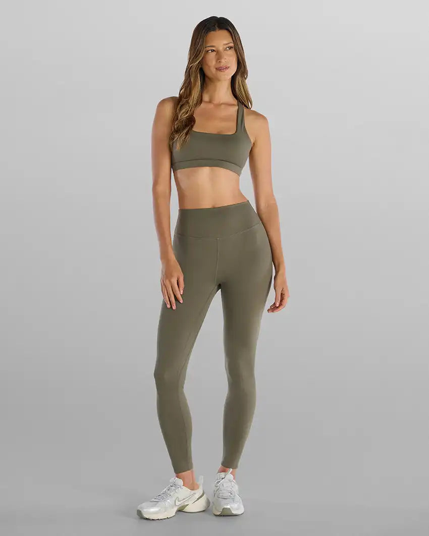 Metta Crossback Sports Bra